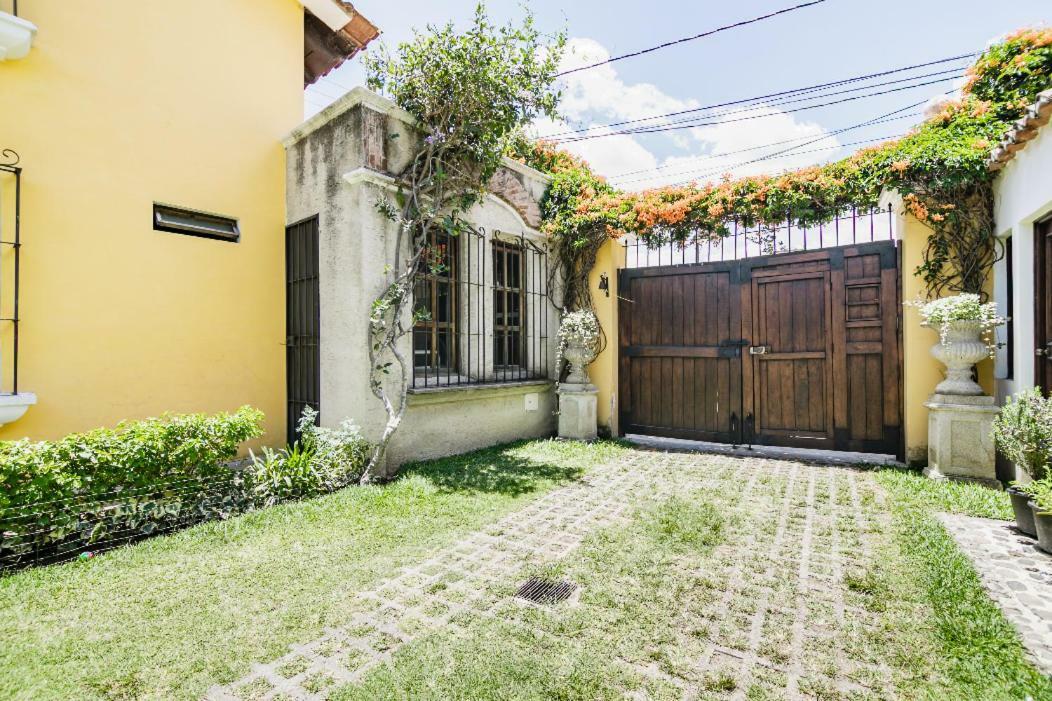 Villas Santa Ana-Ricardo Antigua Ngoại thất bức ảnh